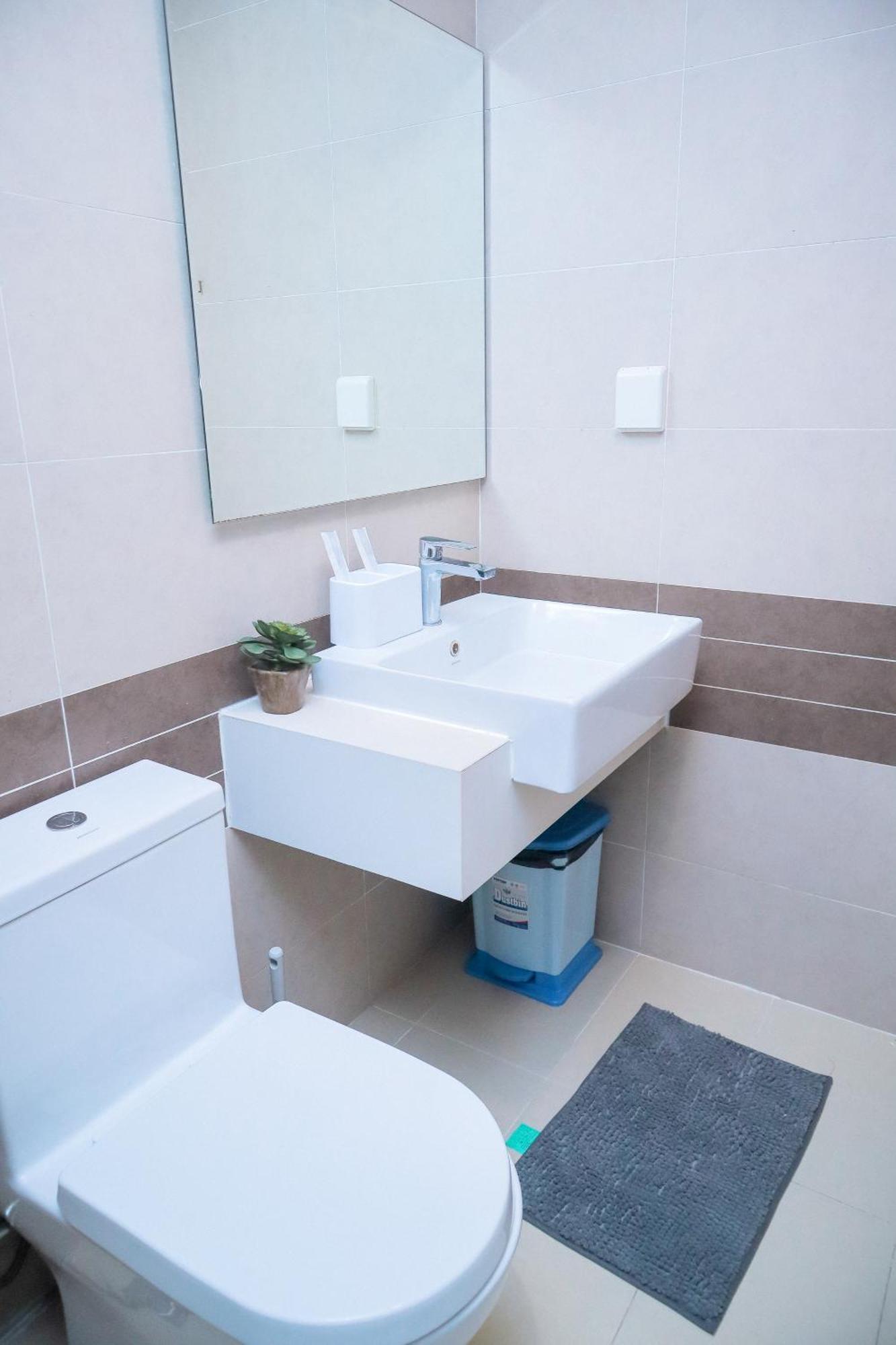 Rivergate Serviced Apartments Ho Chi Minh City Exterior photo